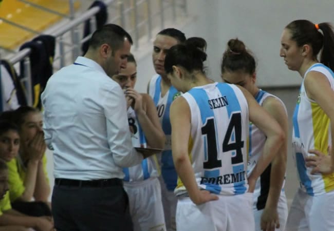 Derya ZEREN | Kadın Basketbol Koçu